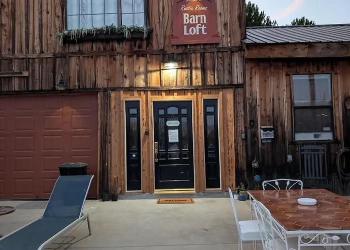 Rustic Rooms Barn Loft
